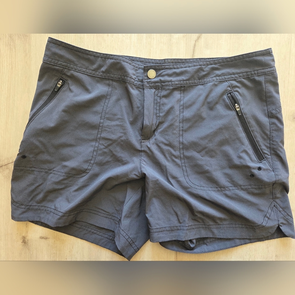 Title Nine Shorts